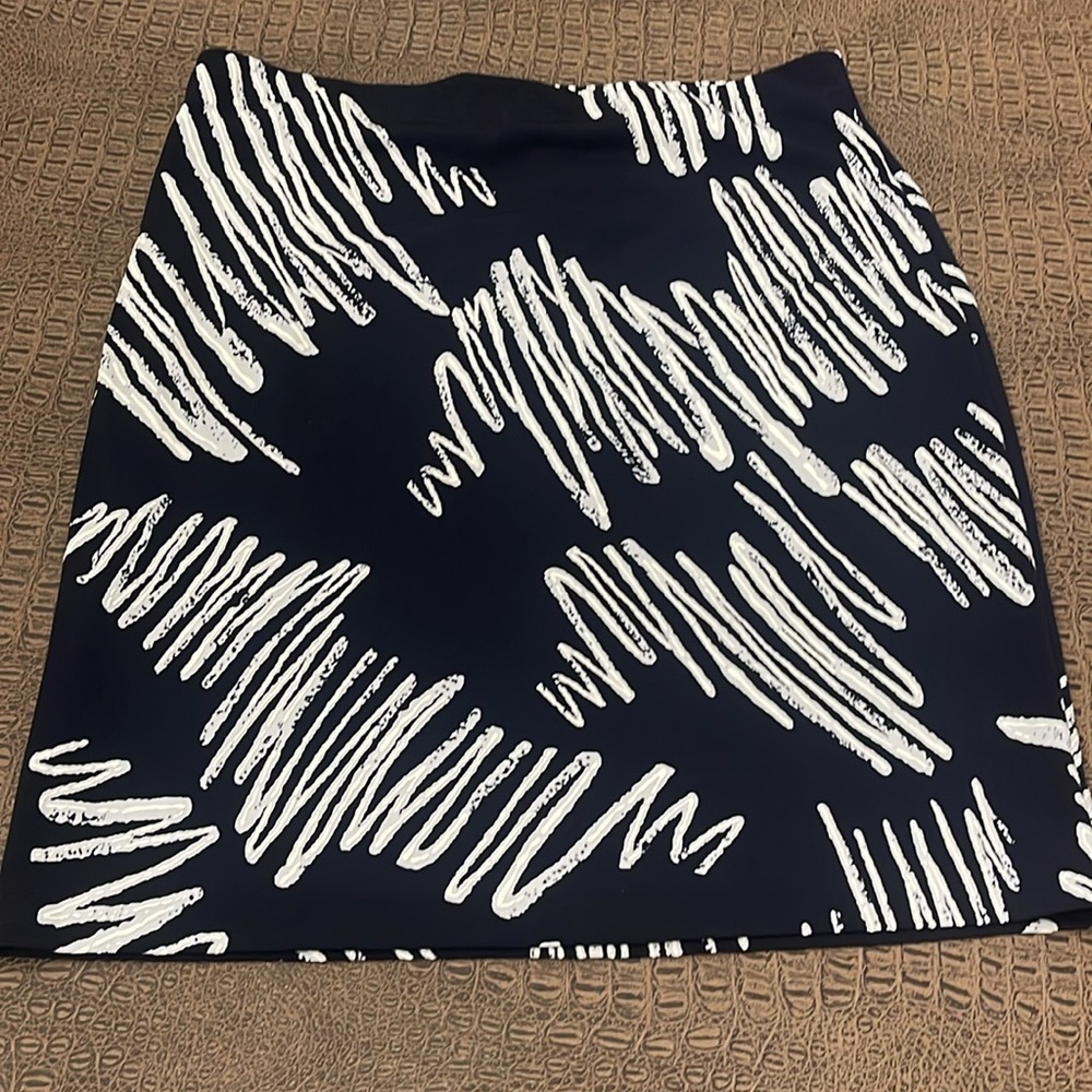Joseph Ribkoff Abstract Scribble Print Pencil Skirt Blue White Size 14 - Picture 2 of 6